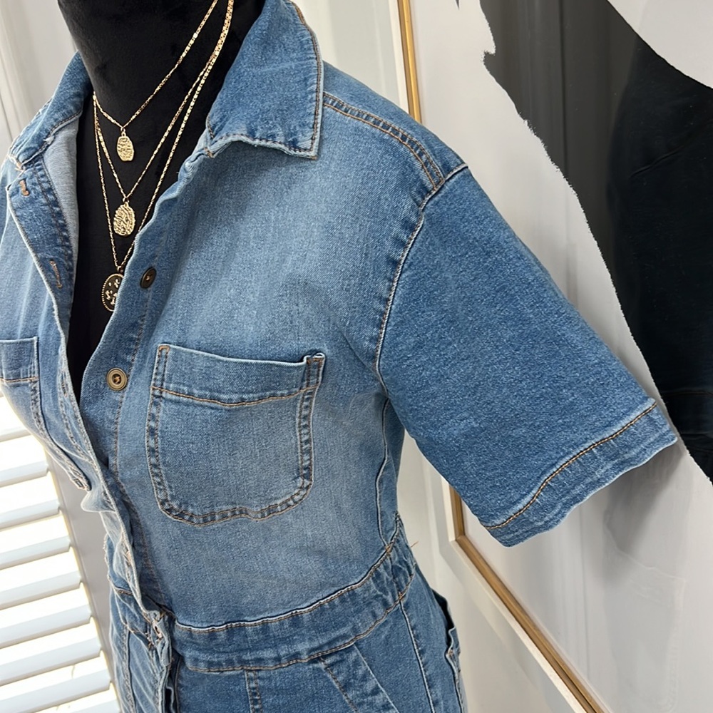 Celebrity Pink Juniors Short Sleeve Denim Stretch Boilersuit, Size XS - Picture 8 of 15